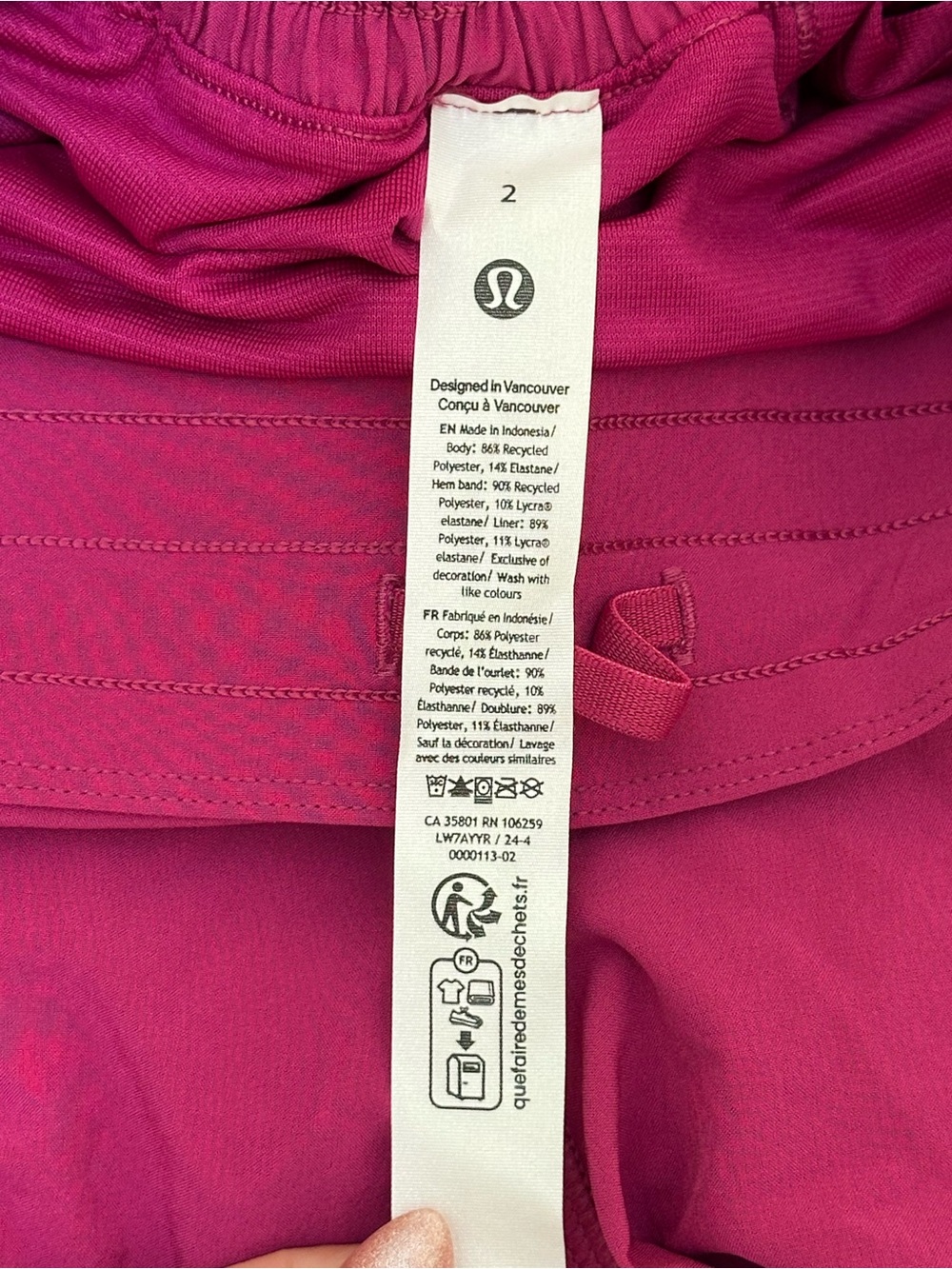 Lululemon Hotty Hot High-Rise Lined Short 2.5" - Picture 3 of 6